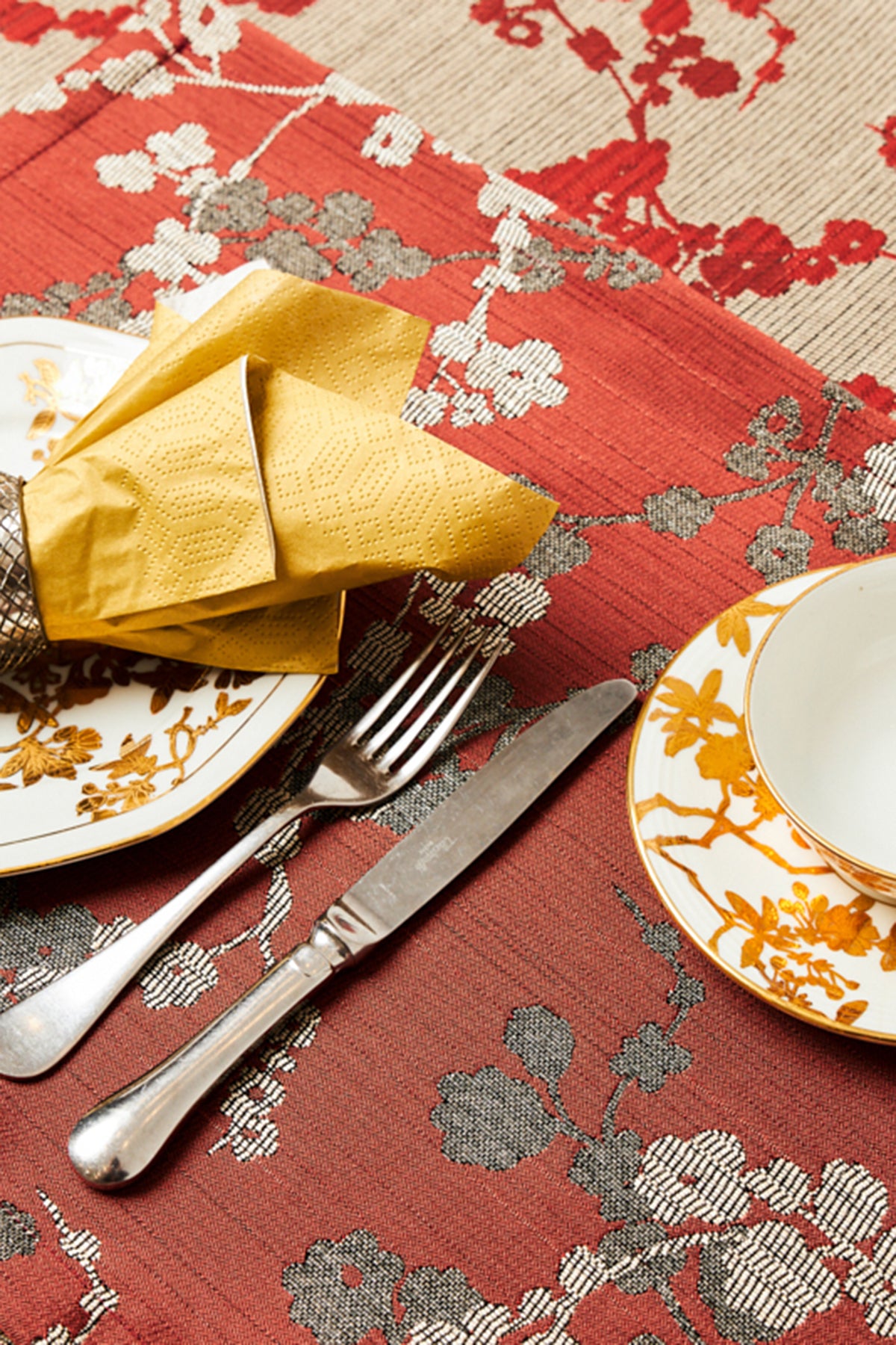Heritage Blossom Tablecloth