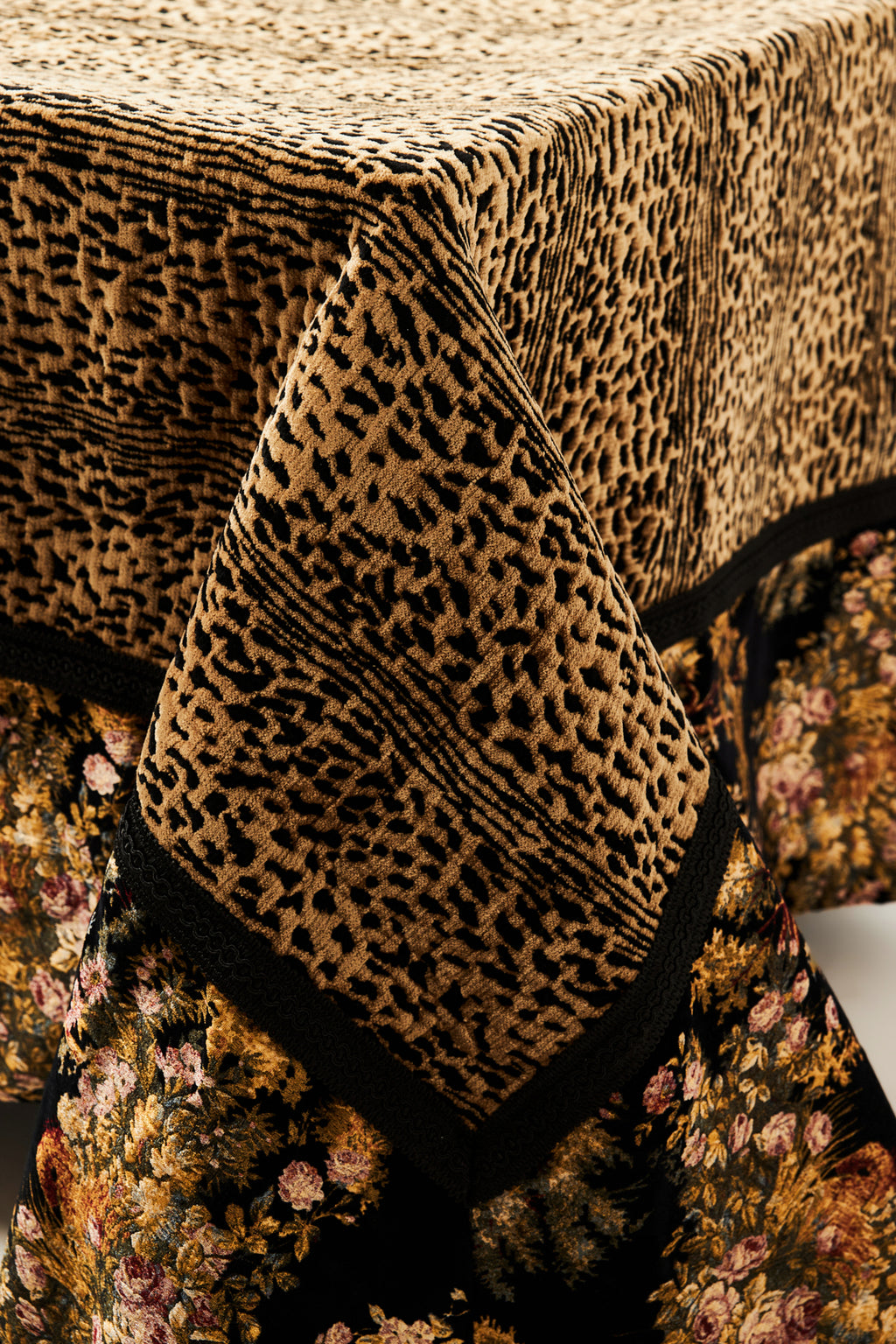 Baroque Leopard Tablecloth