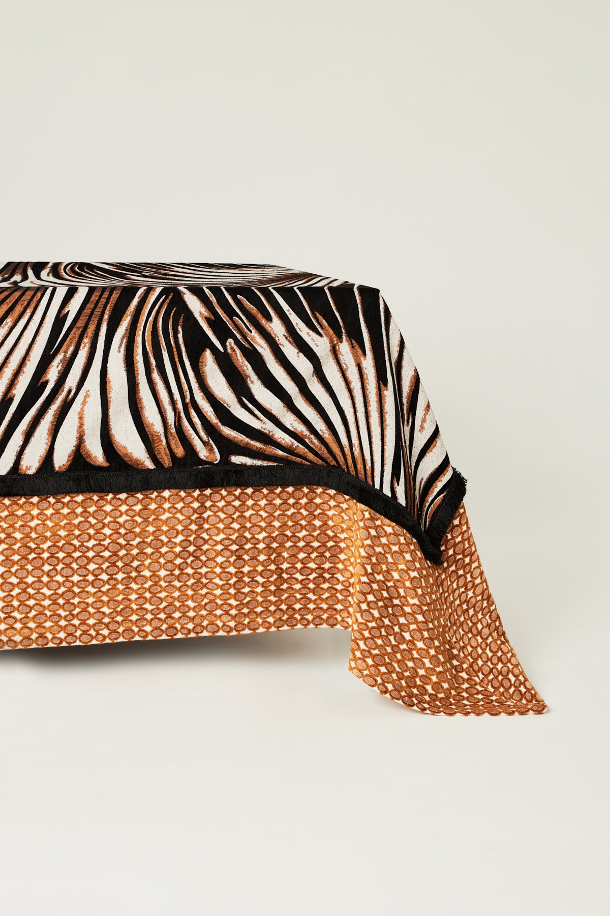 Bronze Serengeti Tablecloth