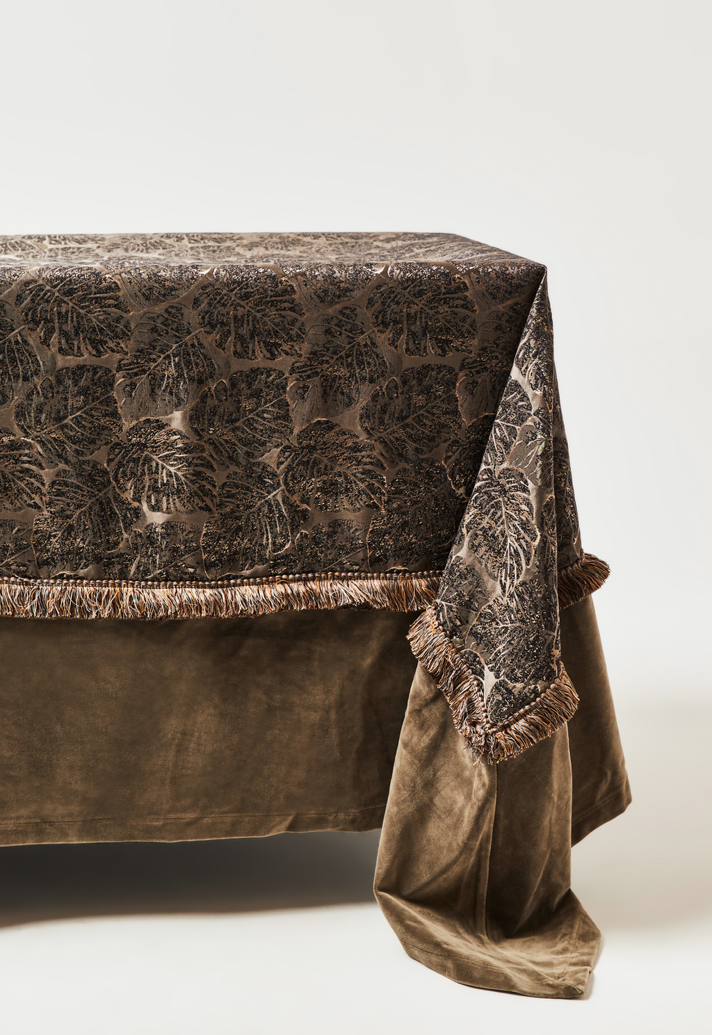 Botanical Jacquard Velvet Tablecloth
